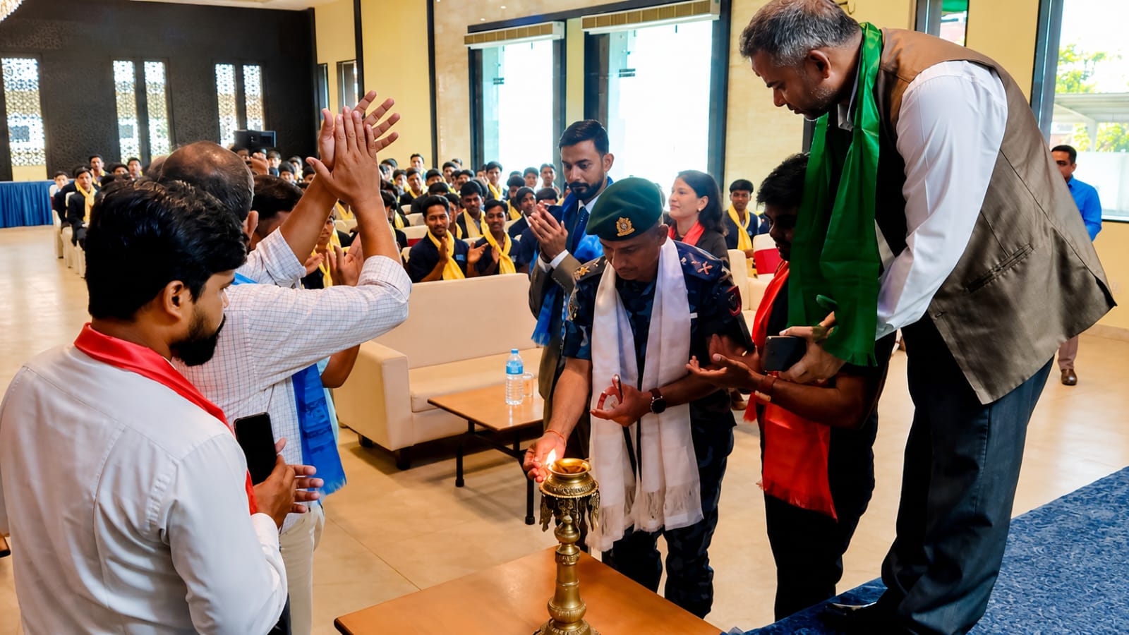 सही मार्गदर्शनले विद्यार्थीको भविष्य उज्ज्वल बन्छ’ : सशस्त्र प्रहरी उपरीक्षक मोहन बस्नेत